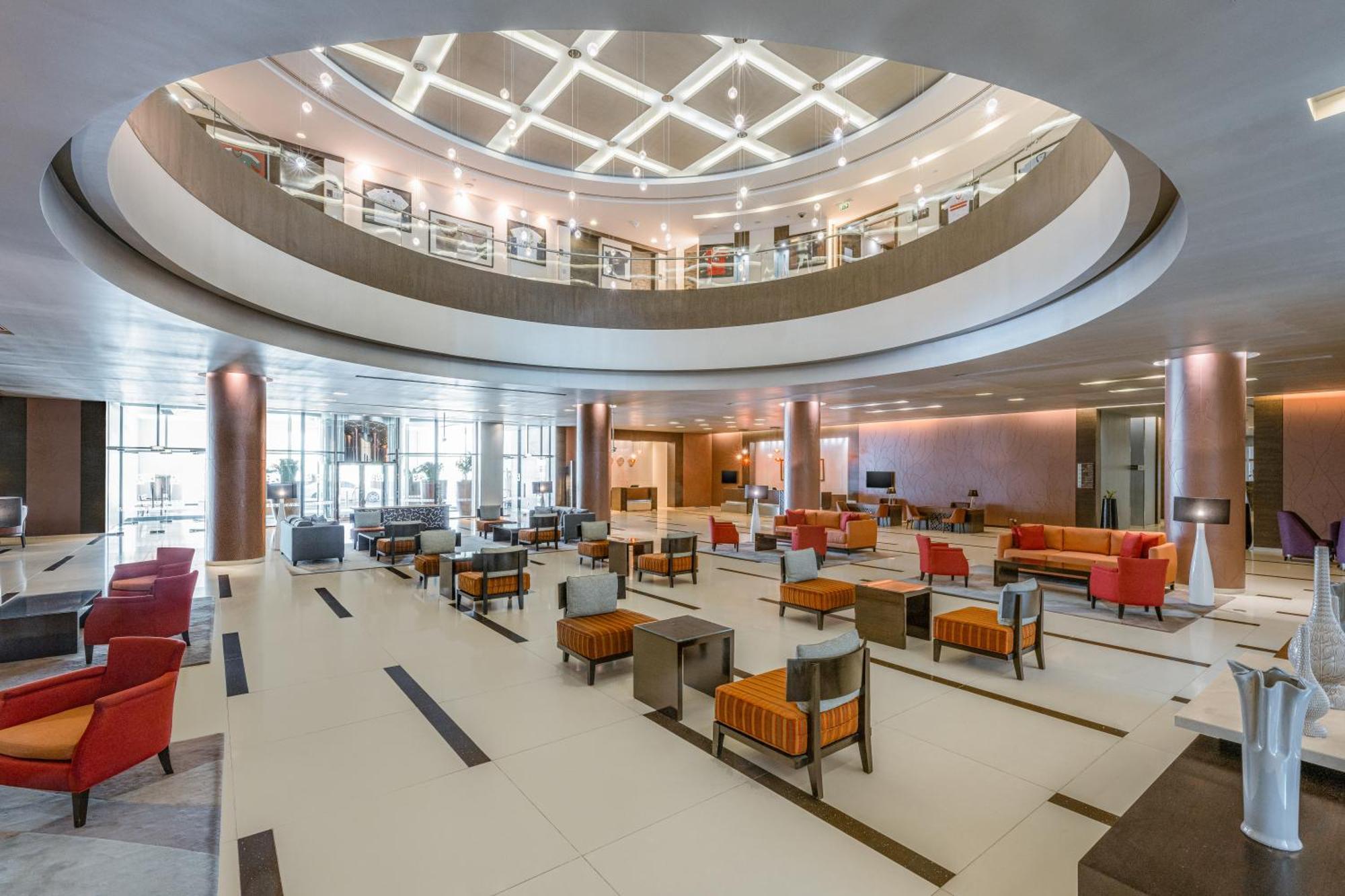 瑞汉希里罗塔纳酒店 艾因 外观 照片 Lobby